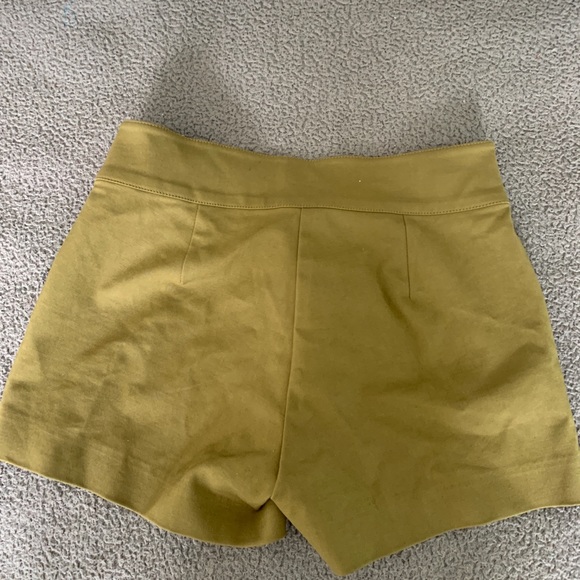 Marciano shorts - Picture 2 of 2